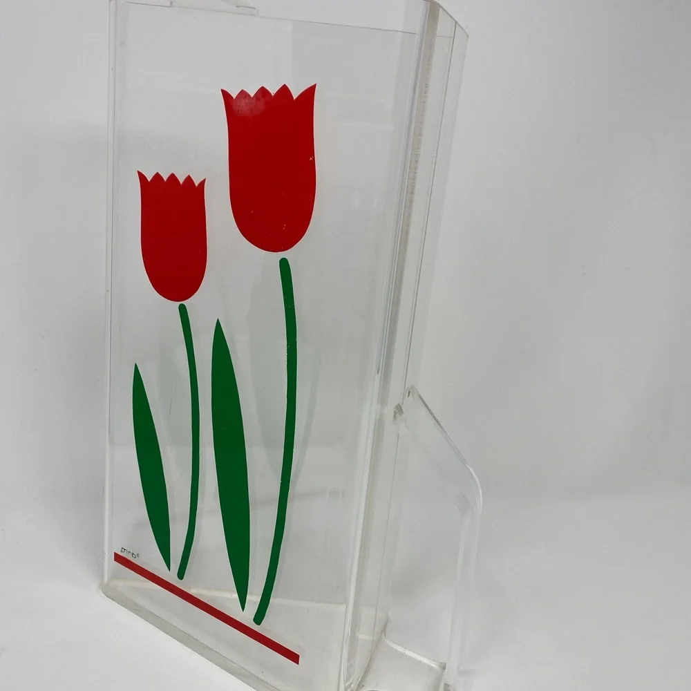 Vintage Tulips pitcher lucite 80’s cottagecore